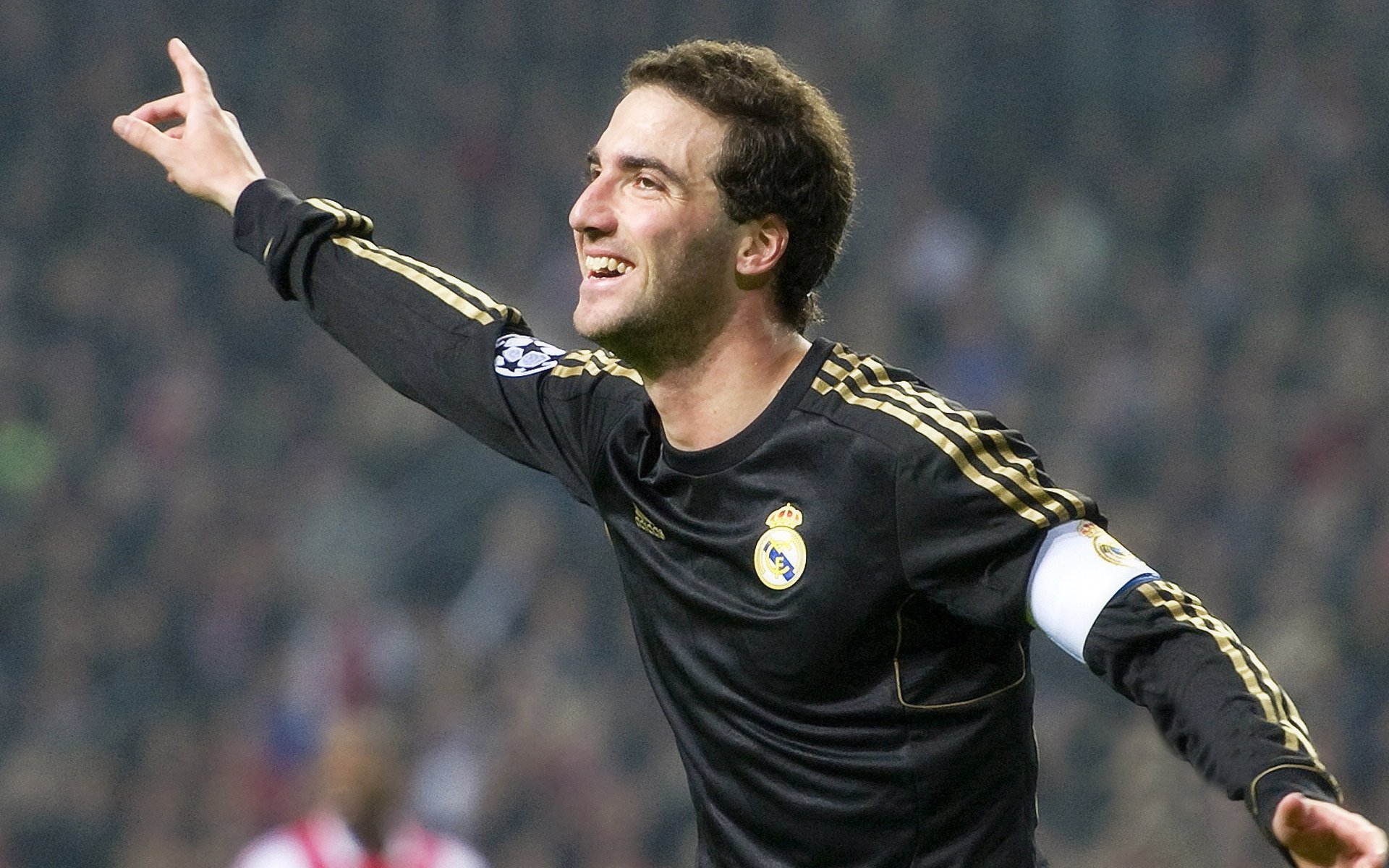 开云官网-“法甲积分榜动态频繁，悬念不断升级”，2020～2021法甲积分榜