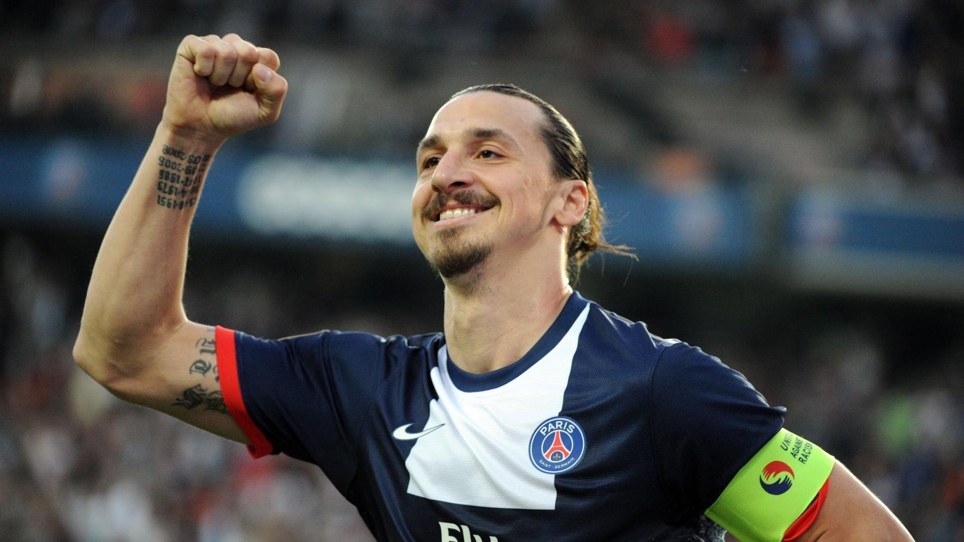 被团队信任的力量：合作共赢的幕后秘密，团队合作中相互信任的重要性